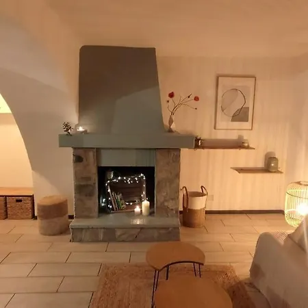 - Apartment Brando